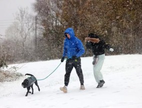 英国气象局发布降雪预警，新年期间降雨量将达到10英寸